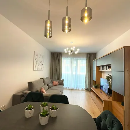 Apartment Chic In Cosmopolit With Balcony *